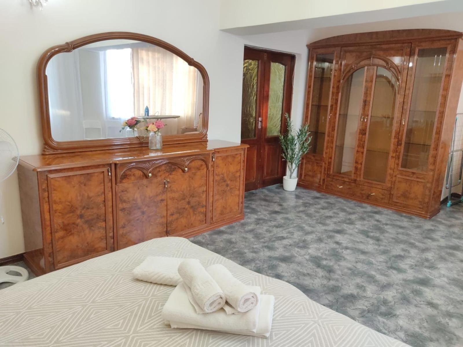 Like Home Apartments&Rooms Almatî Exterior foto