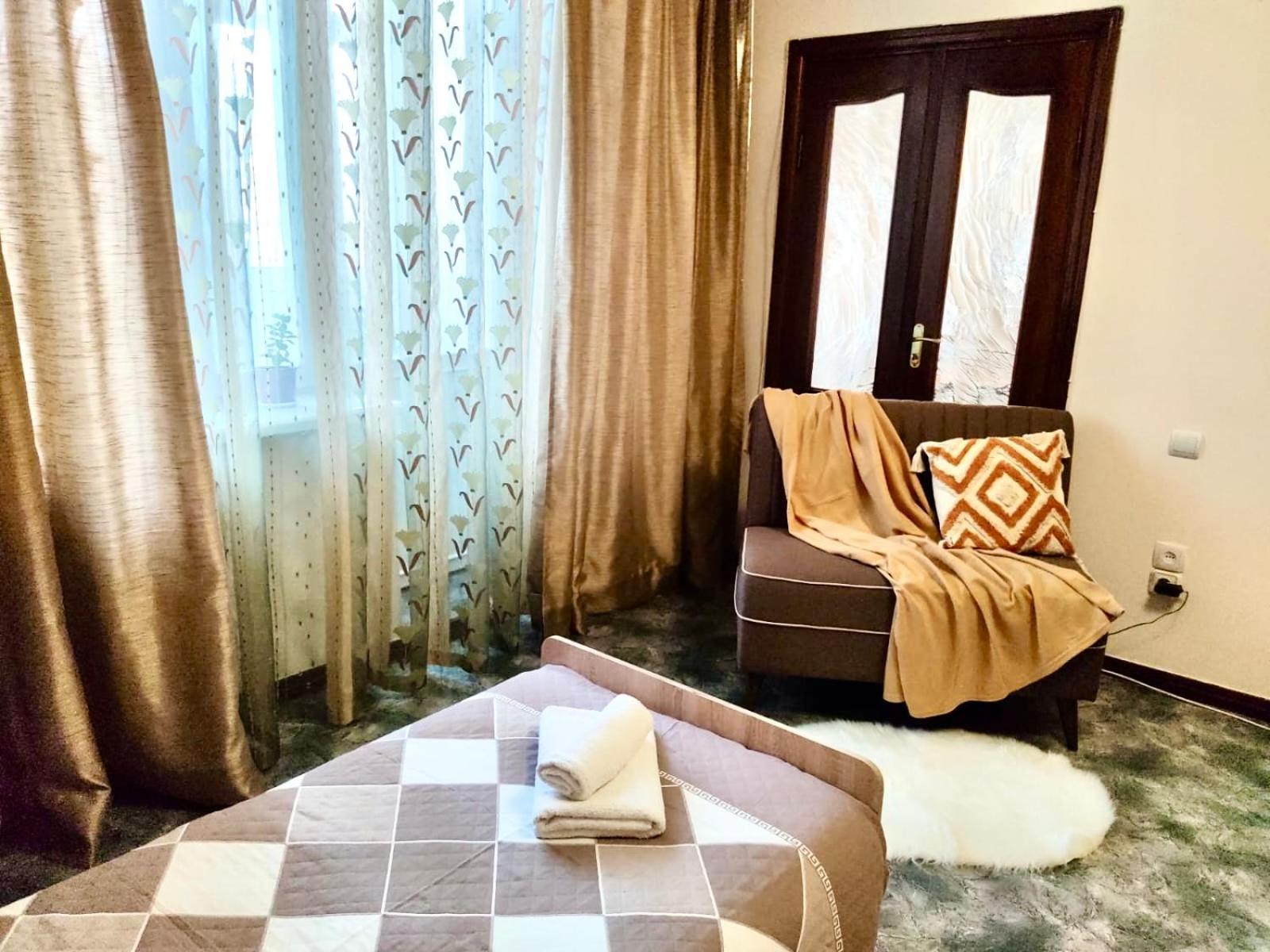Like Home Apartments&Rooms Almatî Exterior foto