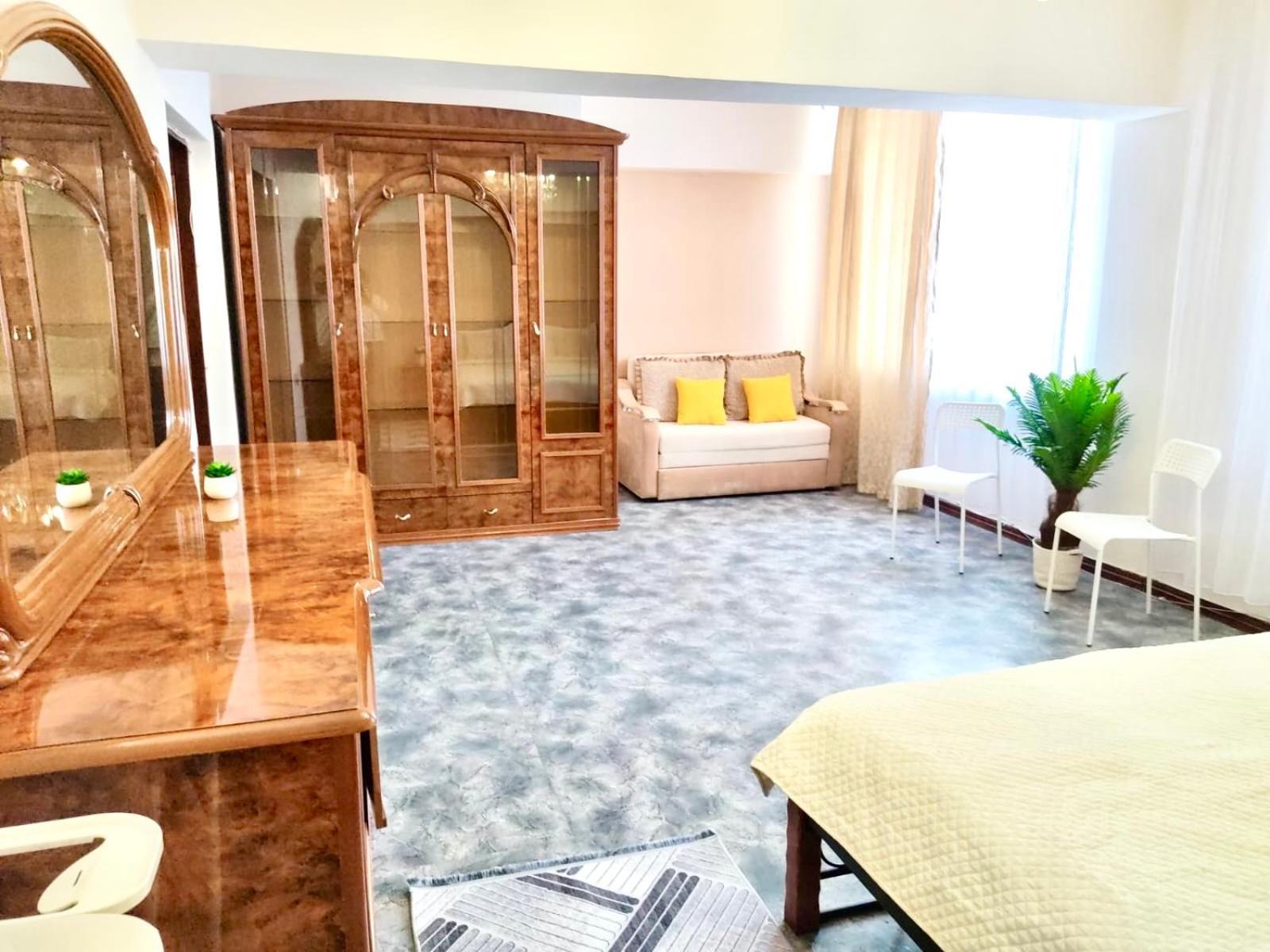 Like Home Apartments&Rooms Almatî Exterior foto